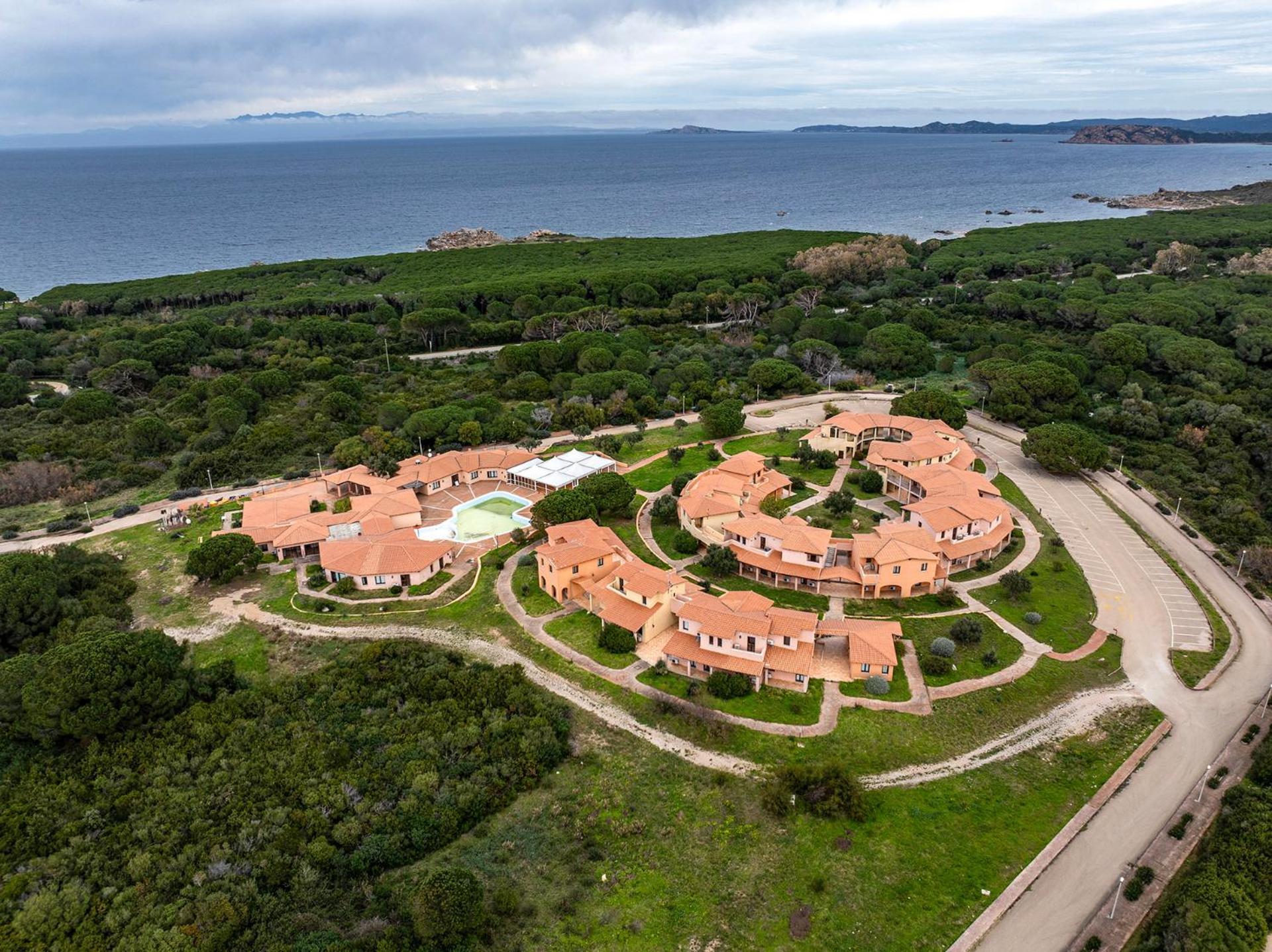 Residence Pierre & Vacances Vignola Mare Kültér fotó